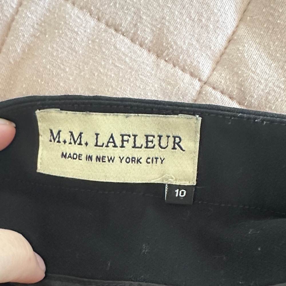 M.M. LaFleur Black Foster pants size 10